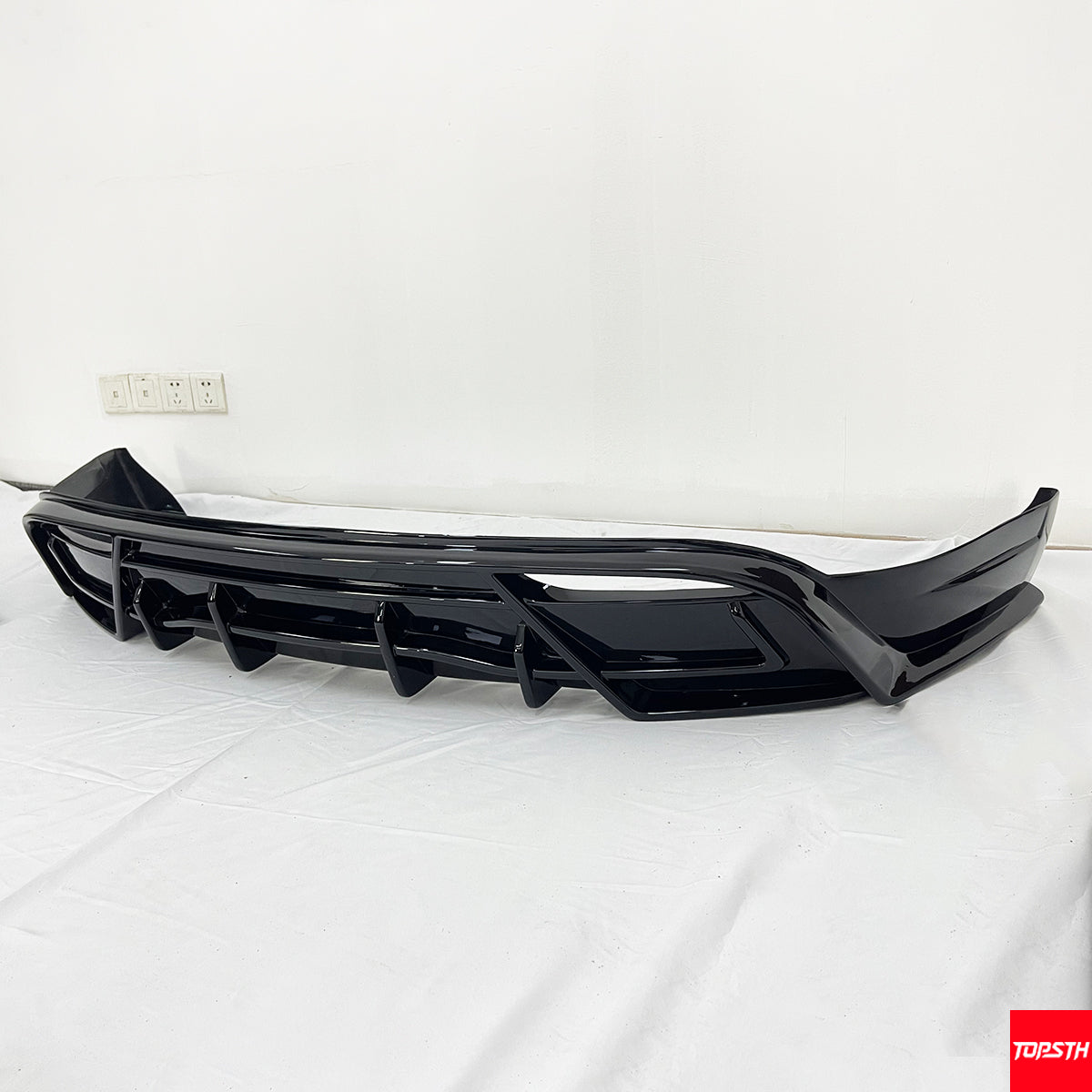Tesla Model 3 (2024+) TOPSTH Design PP Injection-Molded Body Kit - Front Lip, Side Skirts, Rear Diffuser in Multiple Finishes