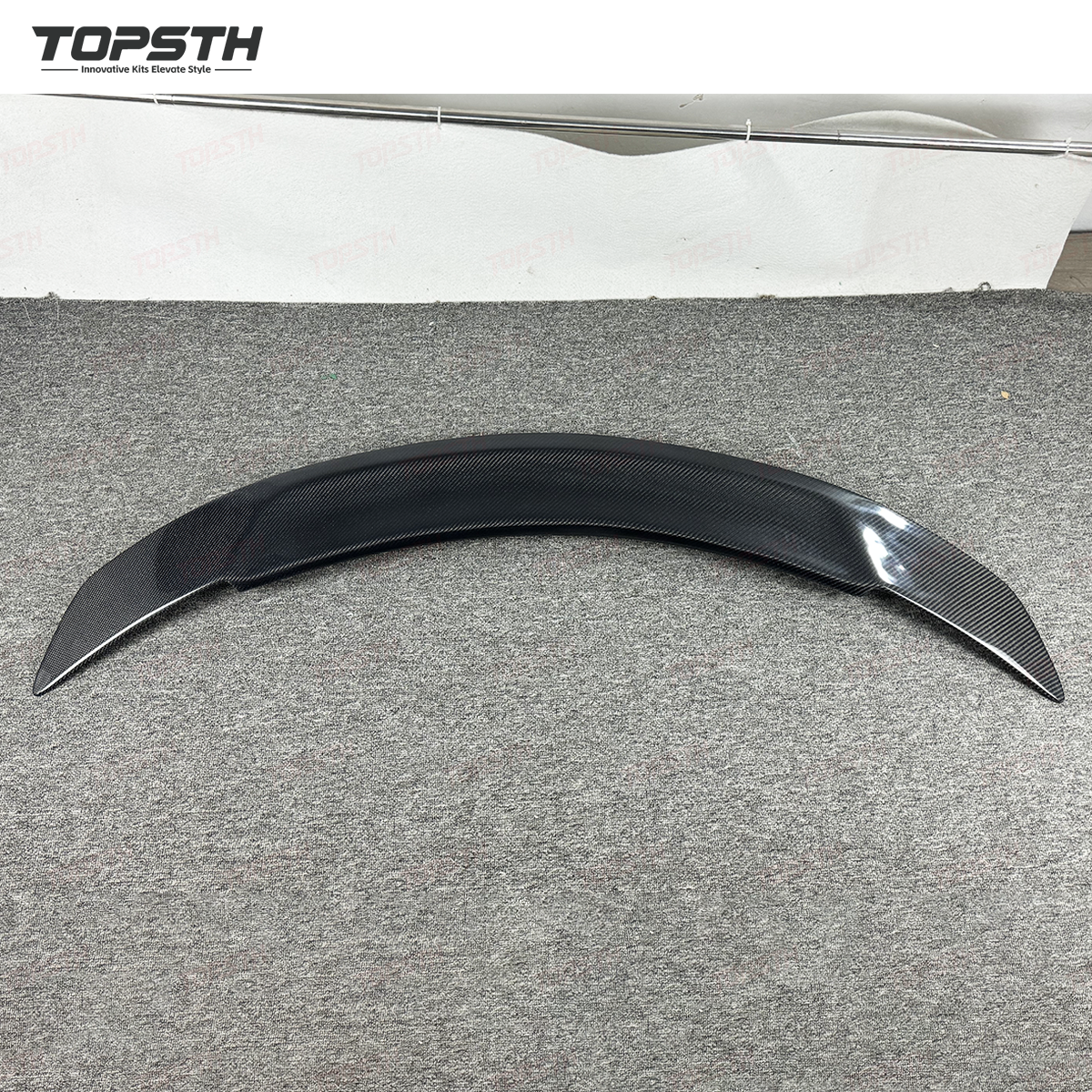 Tesla Model Y Juniper 2025+ RT Style Carbon Fiber Rear Spoiler