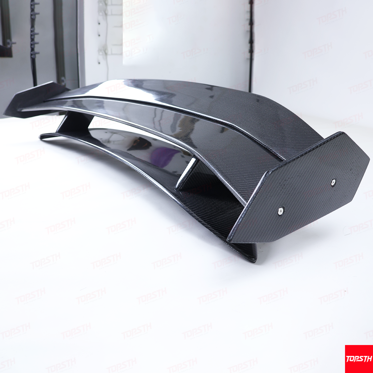 Tesla Model Y Kofferraumspoiler aus Kohlefaser – Hacker-Stil