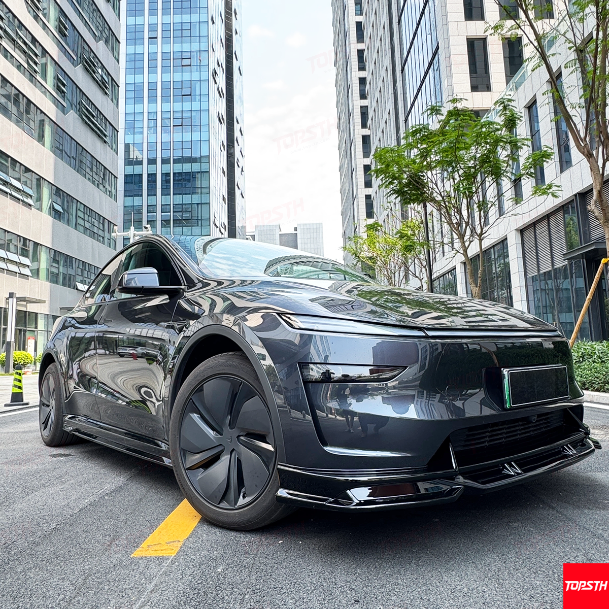 Tesla Model Y Juniper (2025+) ABS Body Kit - Front Lip, Side Skirts, Rear Diffuser for Sporty Style & Performance