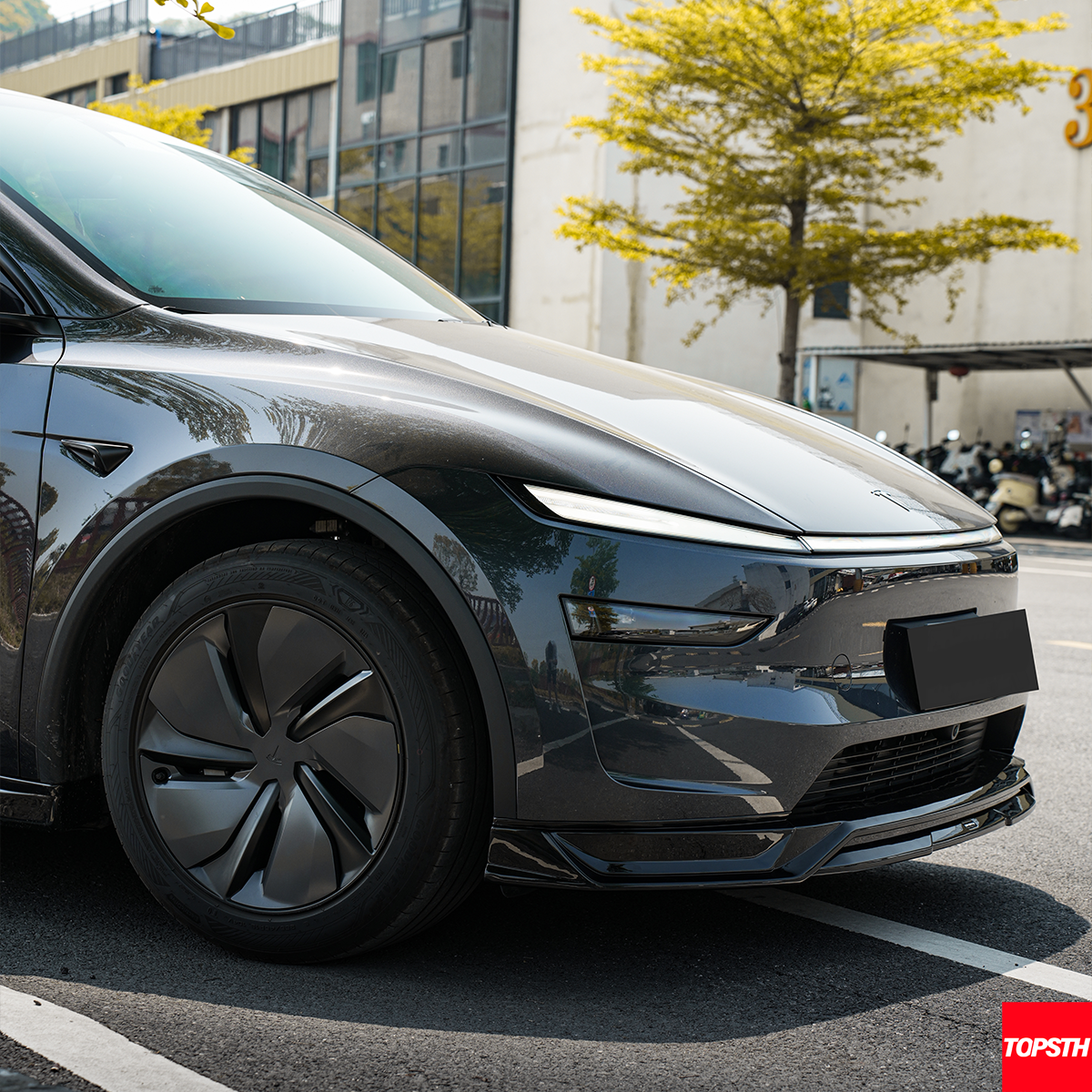Tesla Model Y Juniper (2025+) TOPSTH Design ABS Body Kit - Front Lip, Side Skirts, Rear Diffuser in Multiple Finishes