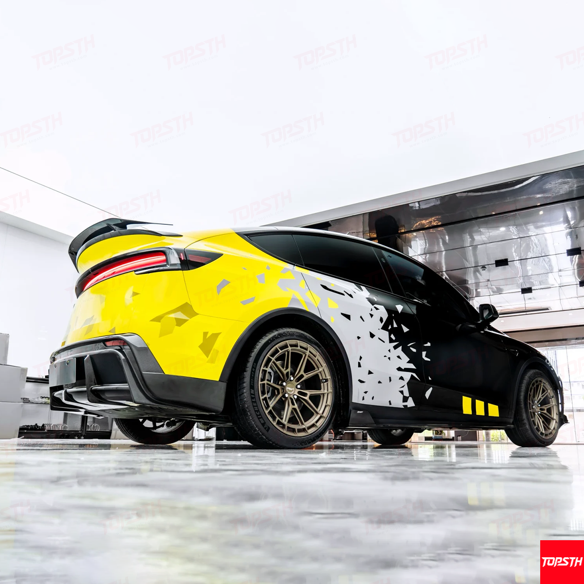 CMST Designs Thunder-Style Carbon Fiber Body Kit for Tesla Model Y Juniper 2025+