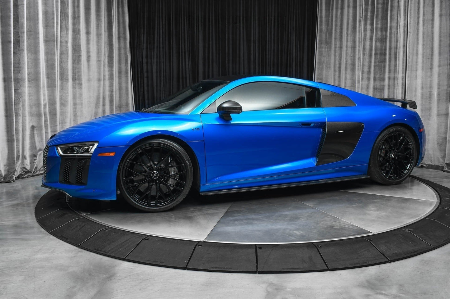 Audi R8 Gen 2 PFL Carbon Fiber Side Skirts - TOPSTH Designs
