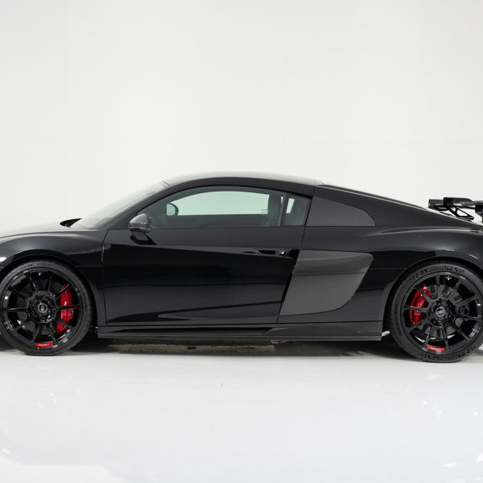 Audi Pre-Pregged Carbon Fiber Performance Style Side Skirts for R8 Gen 2 FL
