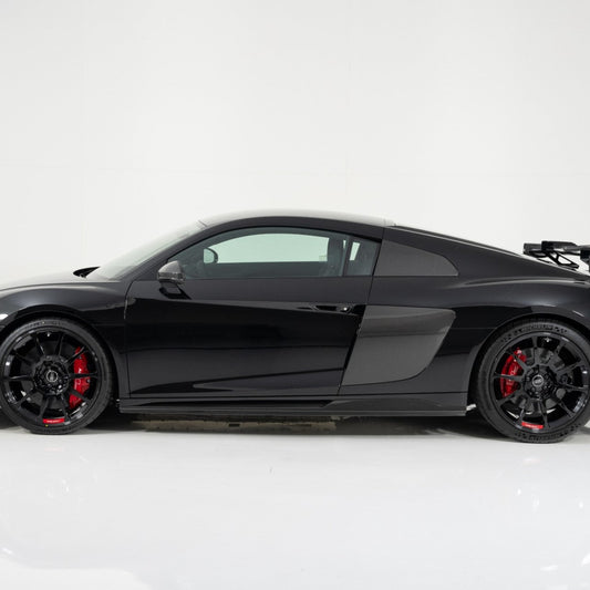 Audi Pre-Pregged Carbon Fiber Performance Style Side Skirts for R8 Gen 2 FL