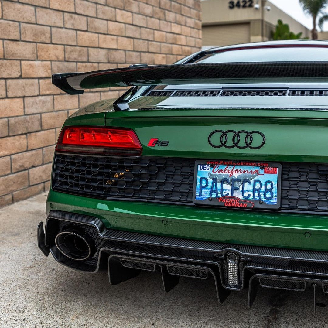 Audi Pre-Pregged Carbon Fiber Capristo Style Rear Diffuser for R8 Gen 2 FL
