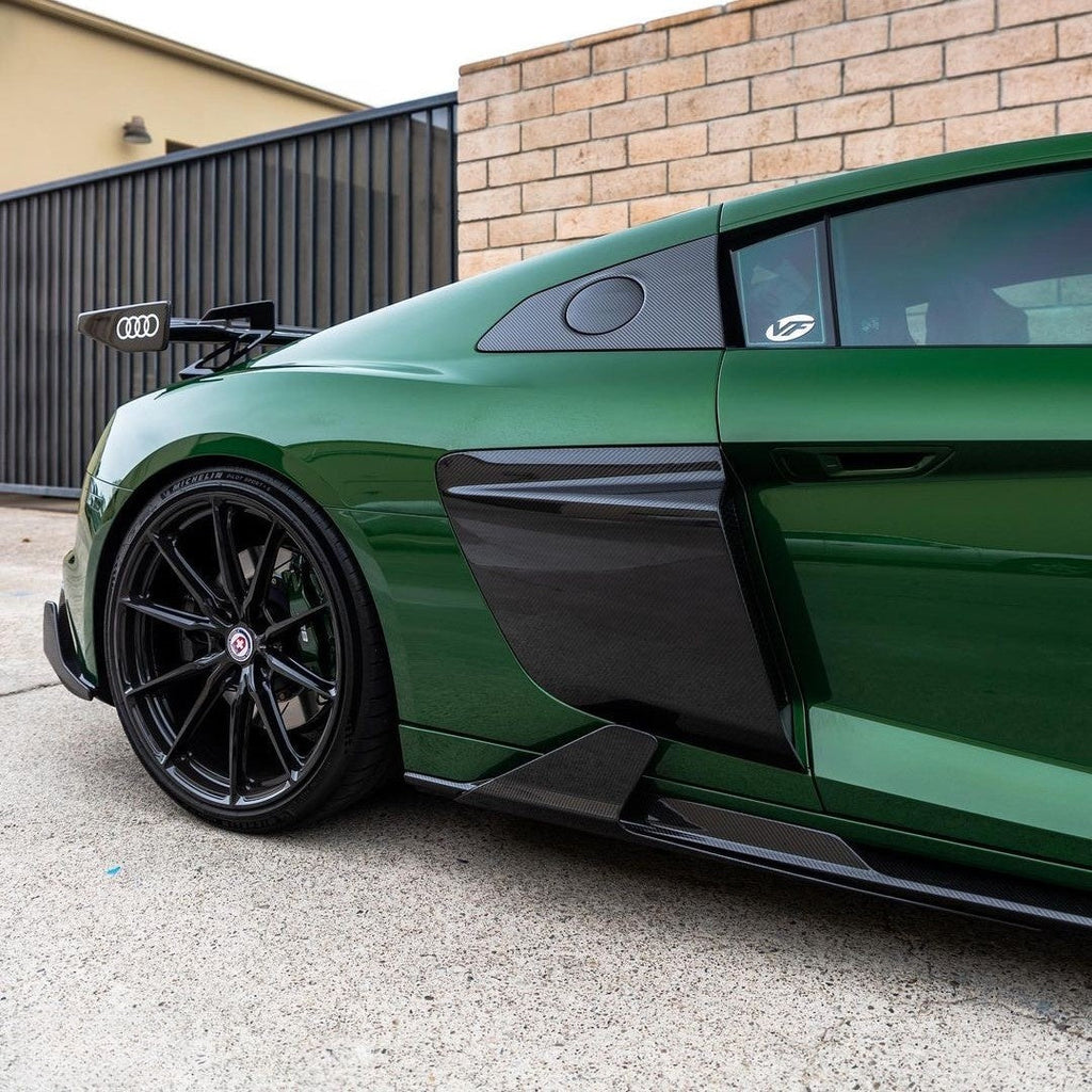 Audi Pre-Pregged Carbon Fiber Capristo Style Side Skirts for R8 Gen 2 FL