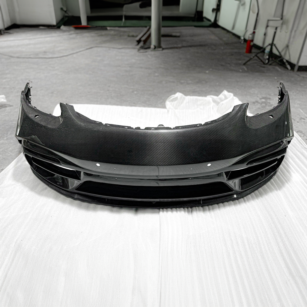 Porsche TAKD V2 Pre-Preg Carbonfaser-Frontstoßstange und Splitter für 718 Cayman &amp; Boxter 
