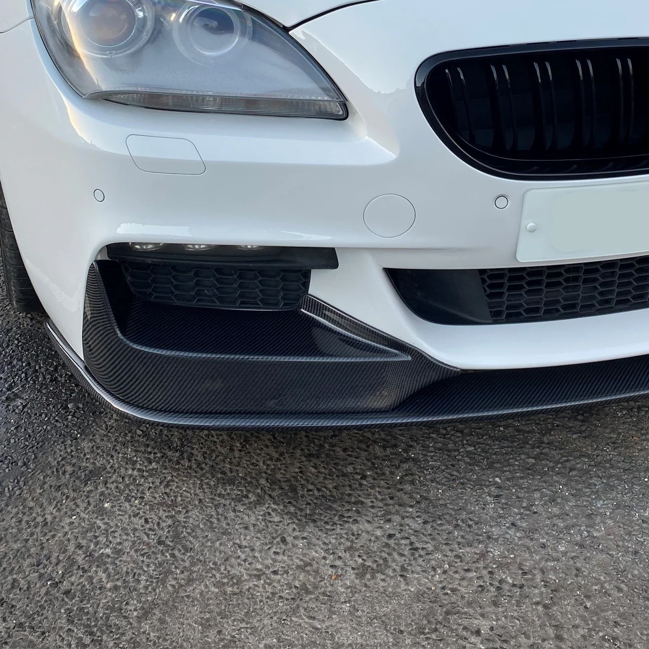 BMW Carbonfaser-Frontstoßstangenverkleidung im M Performance-Stil für F12