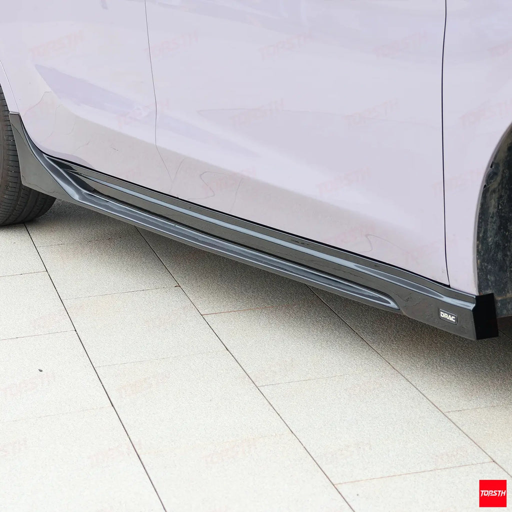 TOPSTH DRAC Style ABS Body Kit for 2025+ MG4 EV Mulan, Side Skirts Detail.