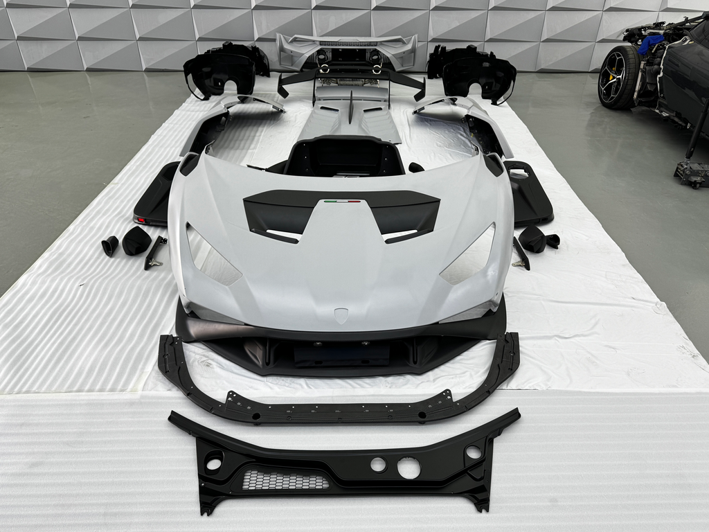 Lamborghini Pre-Preg Carbon Fiber STO Style Bodykit for Huracan LP580 LP610