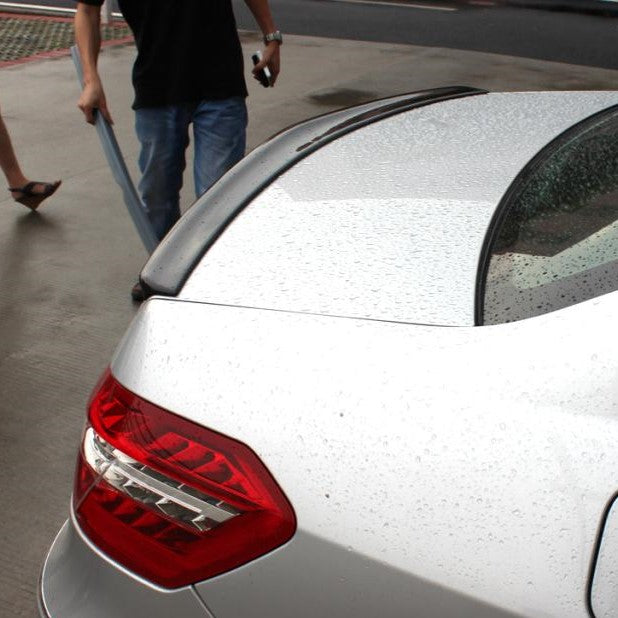 Mercedes Carbon Fiber AMG Style Rear Spoiler for W212 Sedan (2009-2013)
