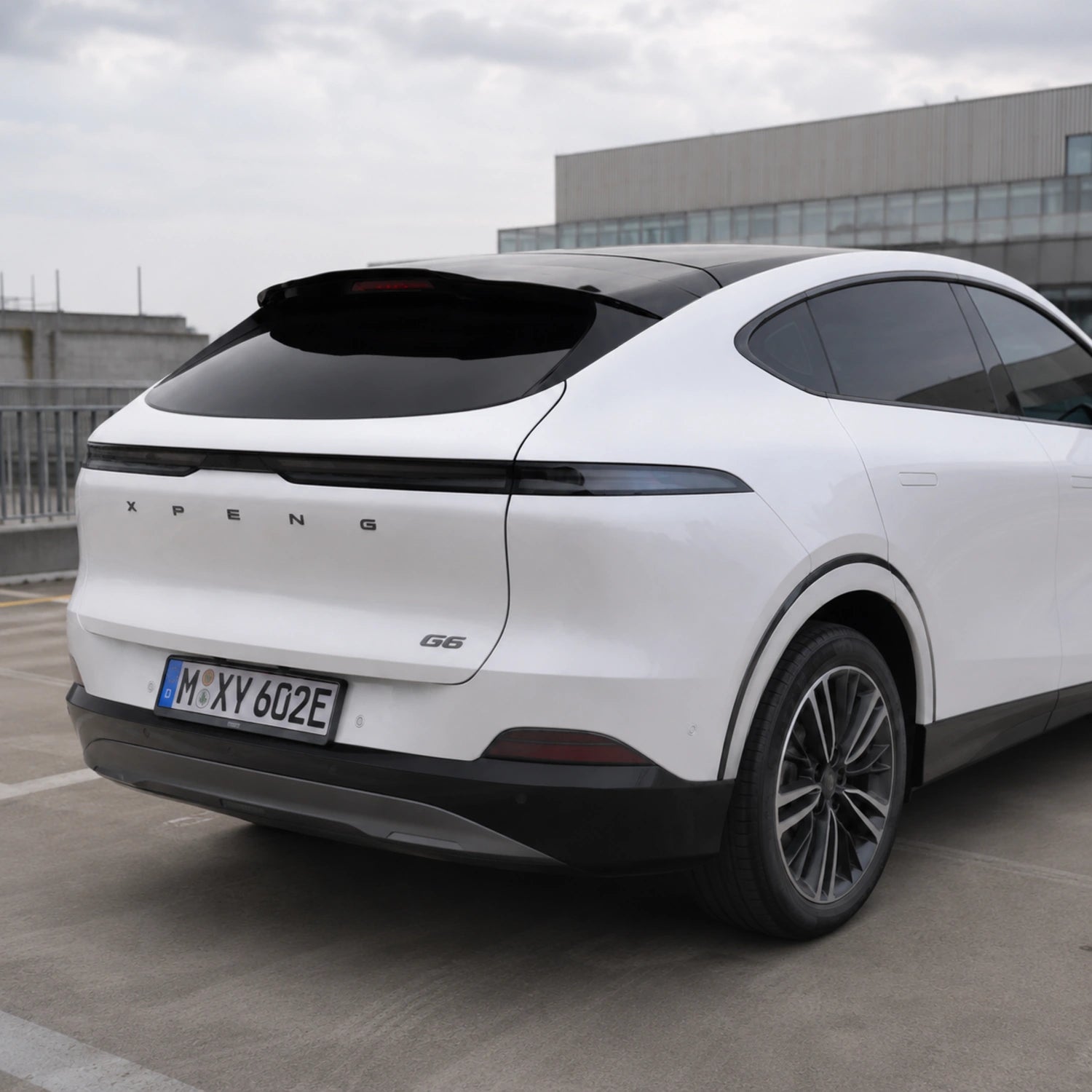TOPSTH Sport Style ABS Rear Spoiler for 2025+ XPeng G6, Rear 3 Quarter View.